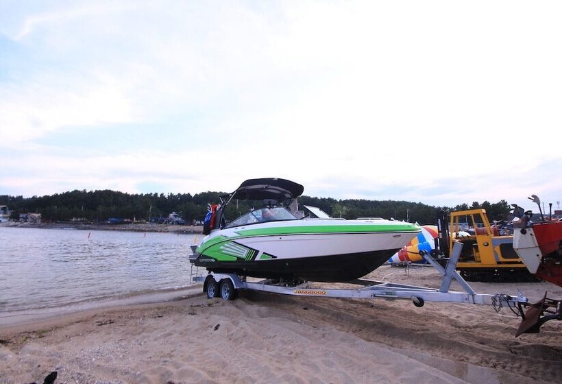 מוטל Uljin Woojin Park