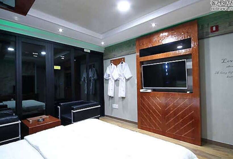 モーテル Uljin Yes