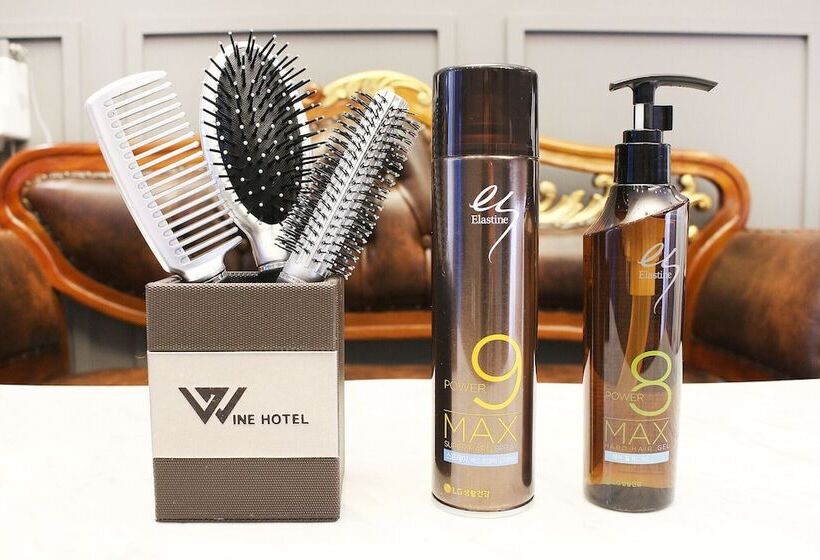 汽车旅馆  Wanju Wine