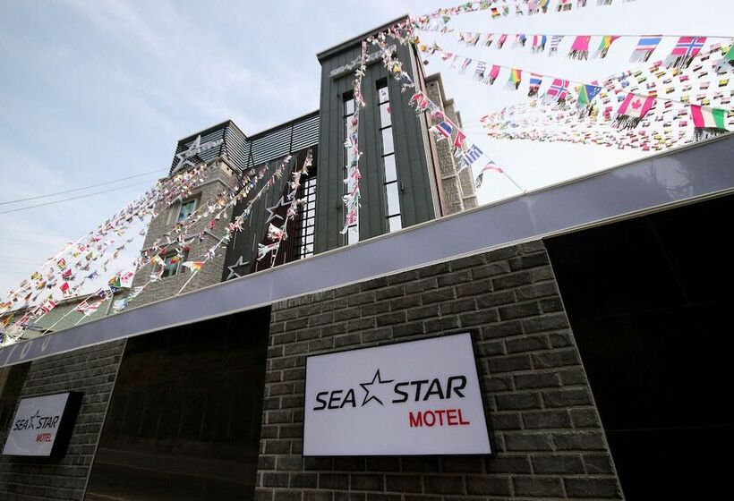 מוטל Yangsan Deokgye Seastar