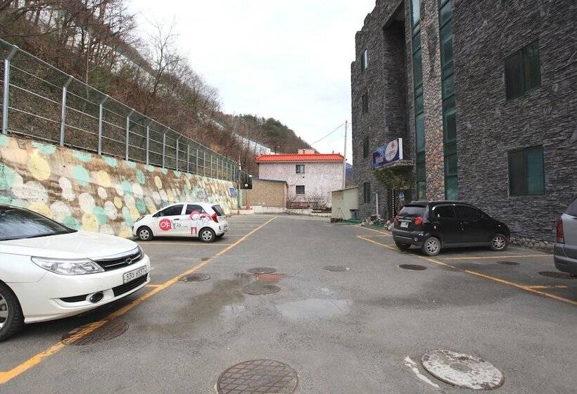 汽车旅馆  Yeongwol Gimsatgat