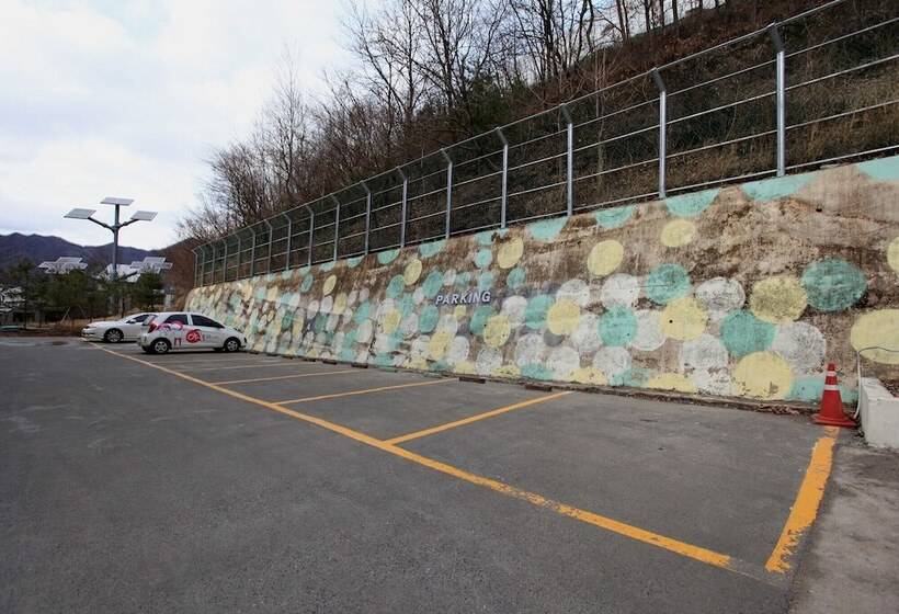 汽车旅馆  Yeongwol Gimsatgat