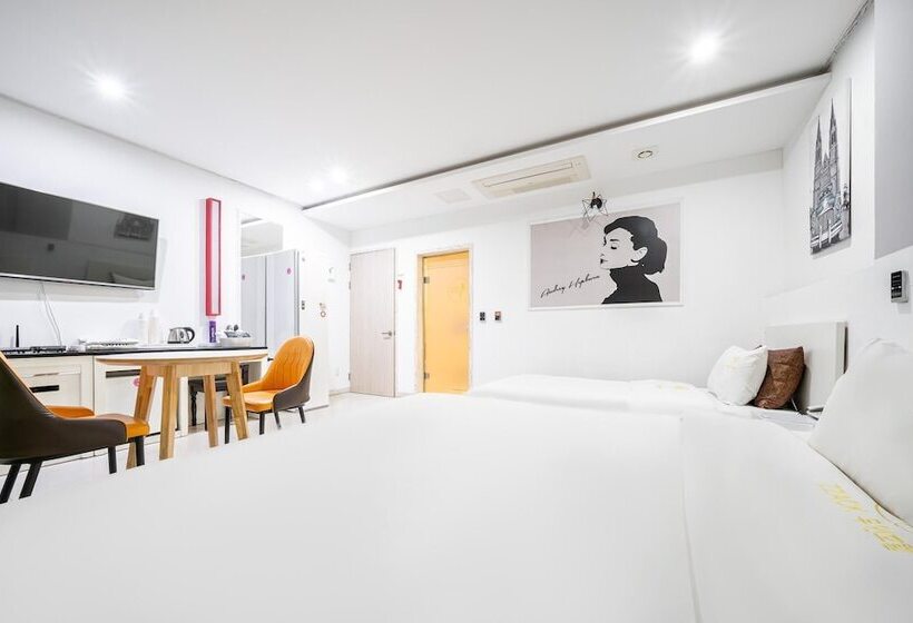 Muan Jjak Motel