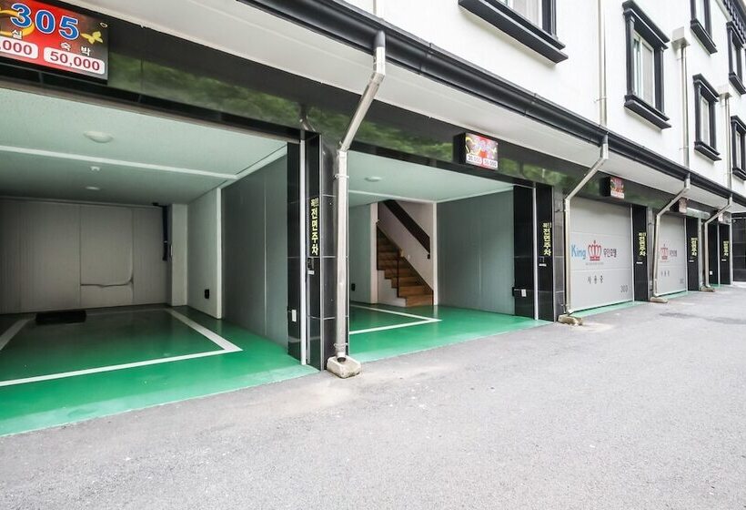 Muan Namak King Self Checkin Motel