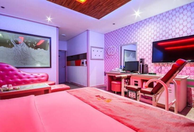 Muan Namak King Self Checkin Motel