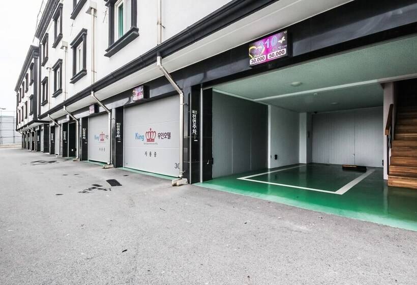 Muan Namak King Self Checkin Motel