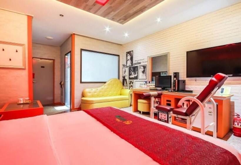 Muan Namak King Self Checkin Motel