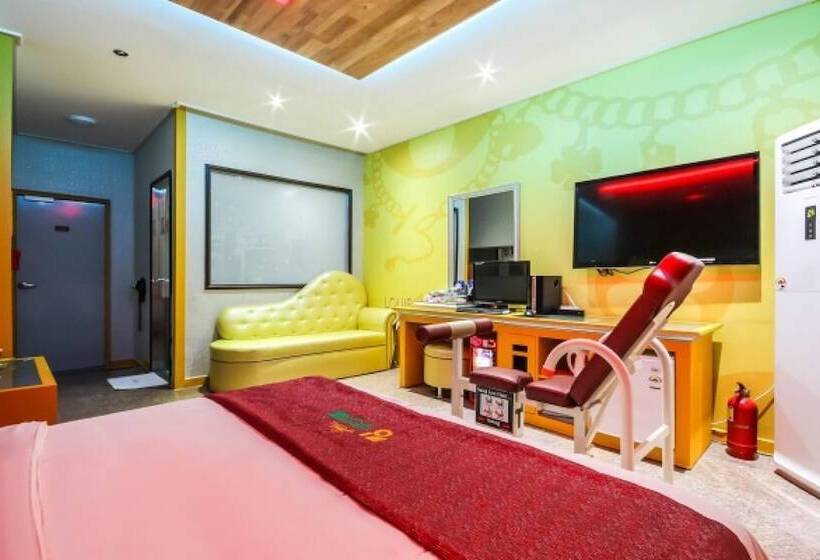 Muan Namak King Self Checkin Motel