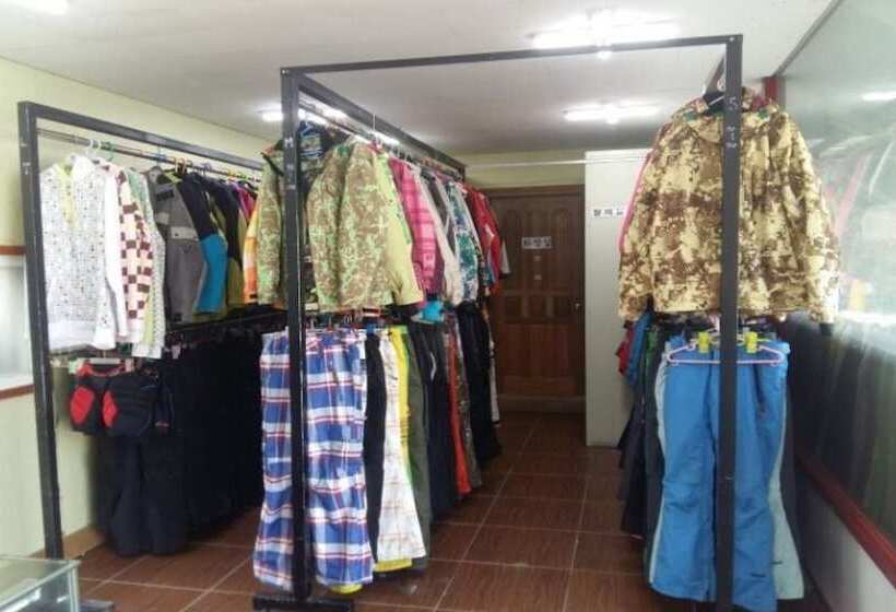 Muju Shinsegae Pension