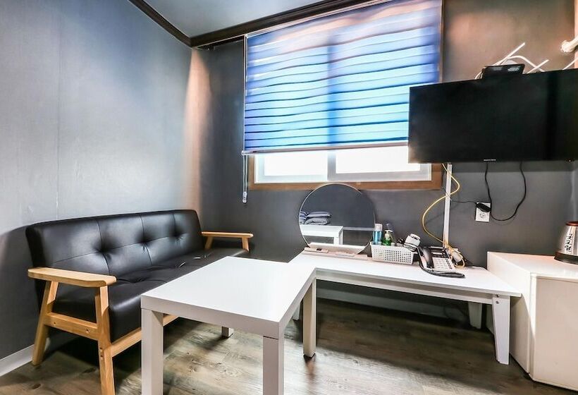 Nonsan Good Motel