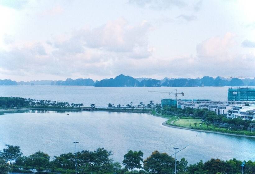 Ocean Dragon Hotel Halong