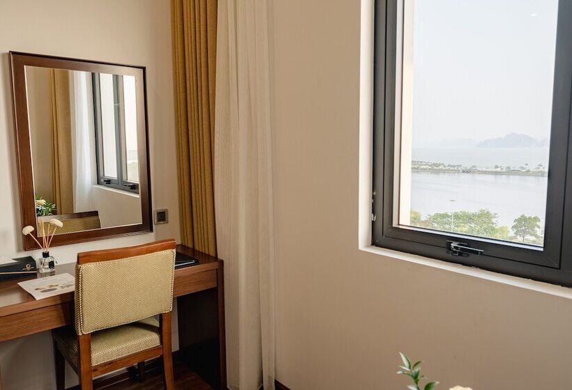 Ocean Dragon Hotel Halong