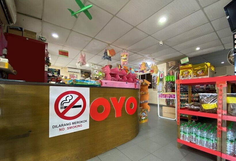 Oyo 90205 Bayu Sintok Motel