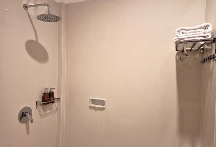 פנסיון The Eight Bali   Seminyak