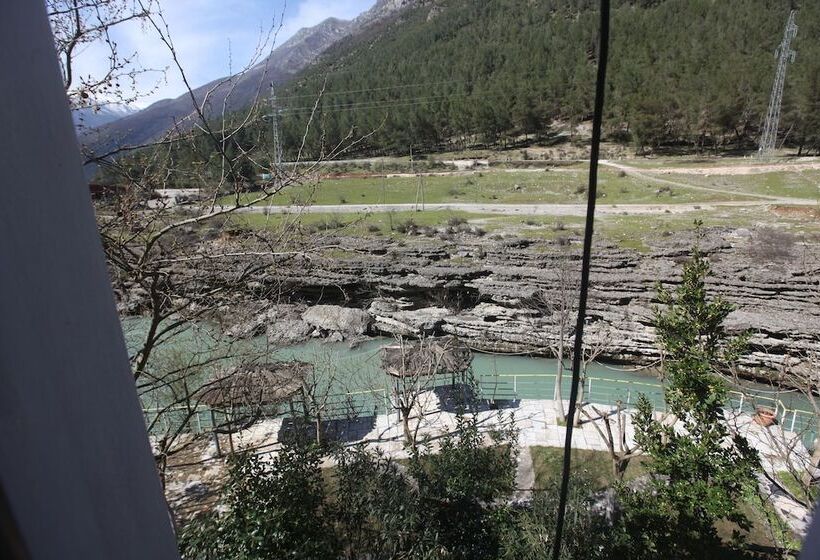 Пансион The River