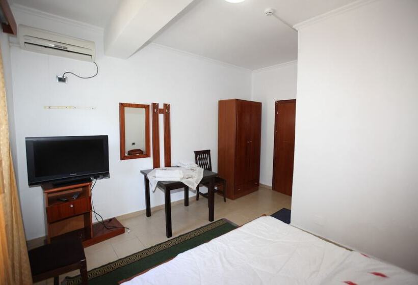 Пансион The River