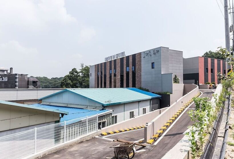 Pocheon Reading You Self Checkin Motel