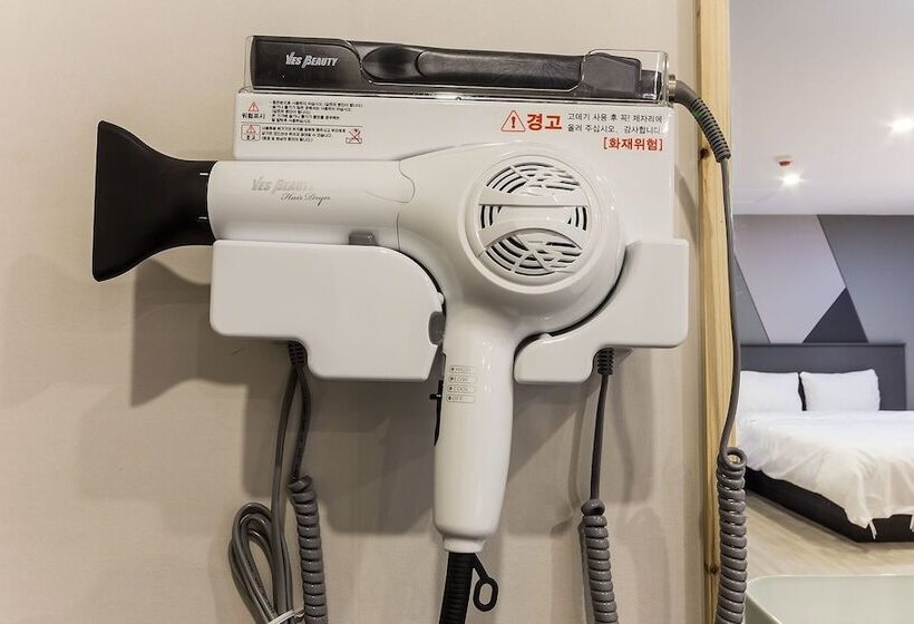 Pocheon Reading You Self Checkin Motel