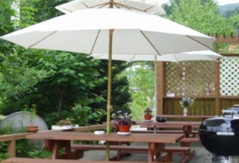 Pyeongchang Byeolbitsanyang Pension