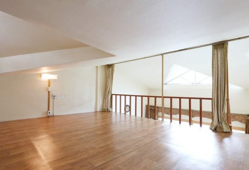 Pyeongchang White Castle Pension