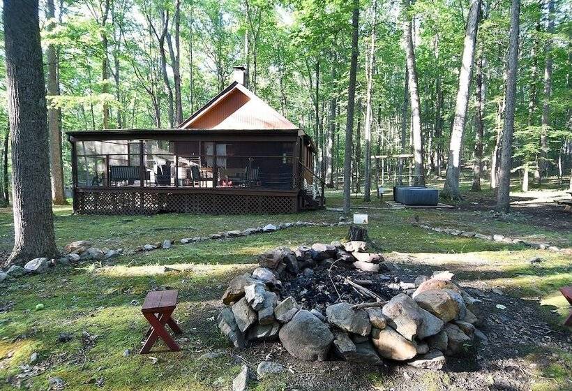 River Walk Cottage   Romantic Escape