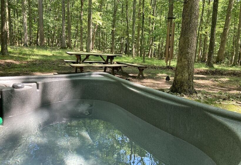 River Walk Cottage   Romantic Escape