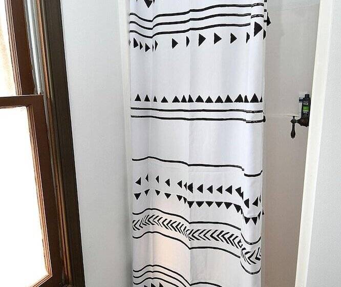 River Walk Cottage   Romantic Escape