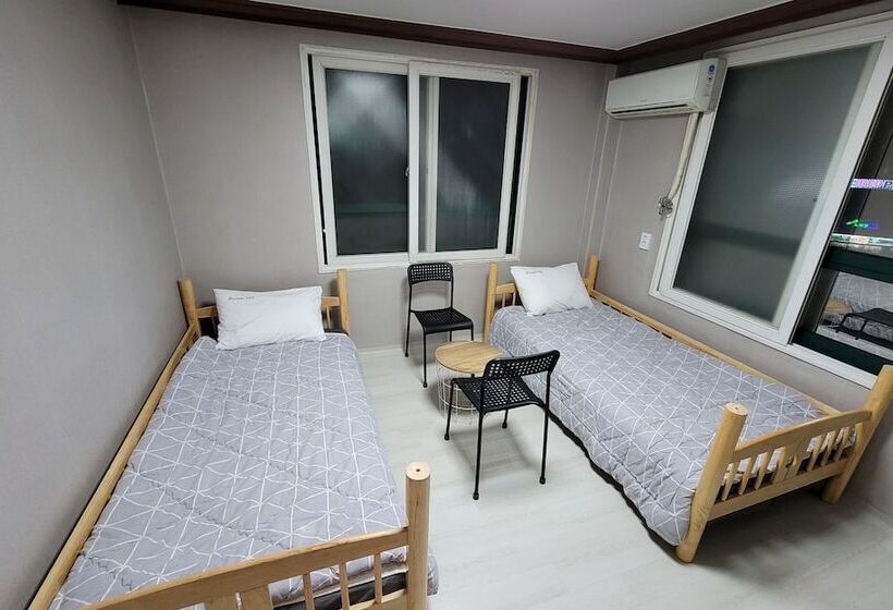 Sokcho Dreamville Motel