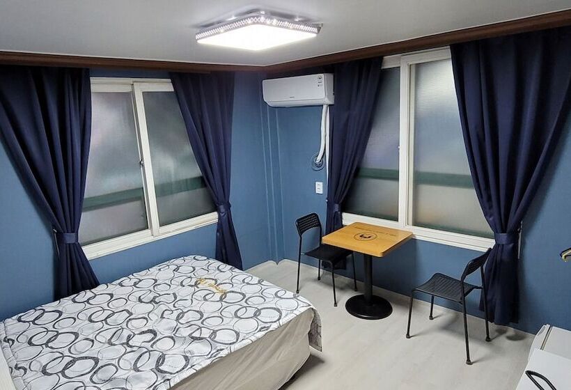 Sokcho Dreamville Motel
