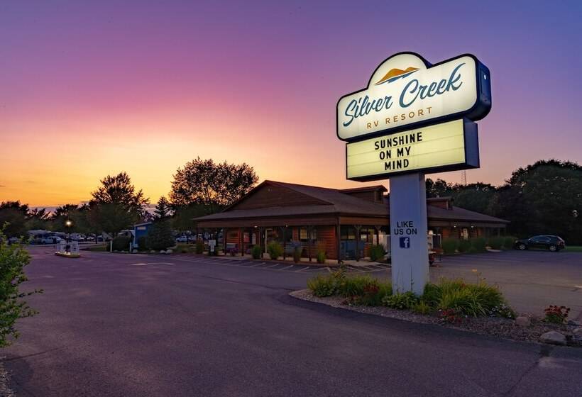 Sun Retreats Silver Lake