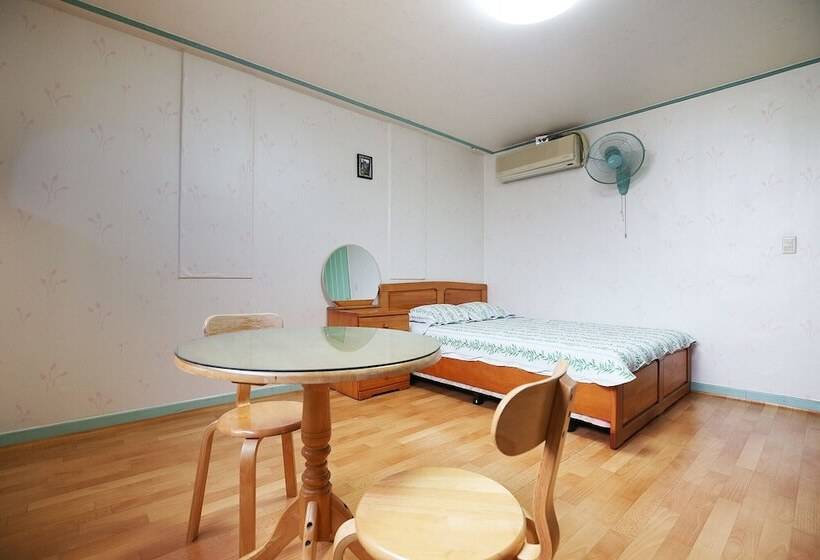 Taean  Seohae Motel