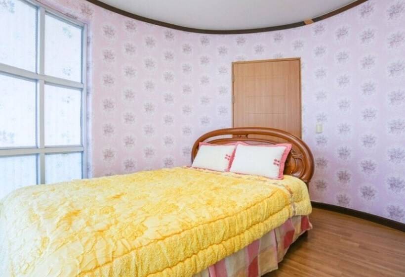 Taean  Sunflower Pension