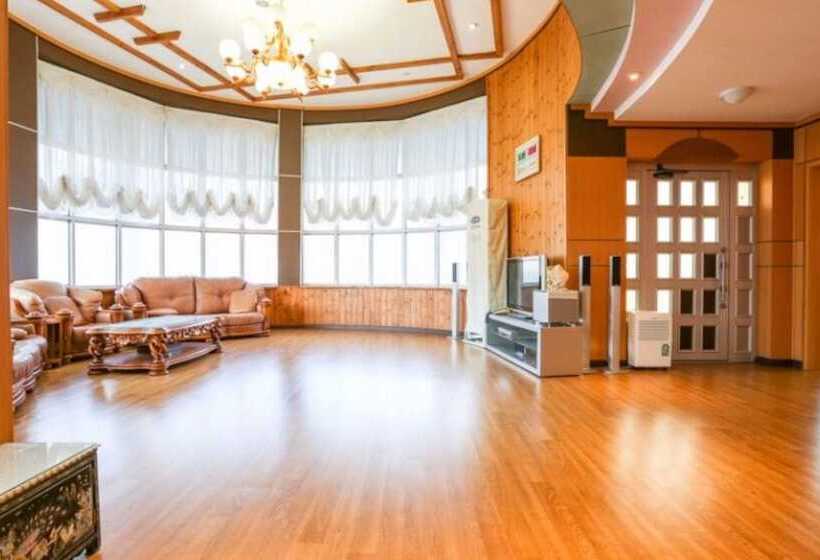 Taean  Sunflower Pension