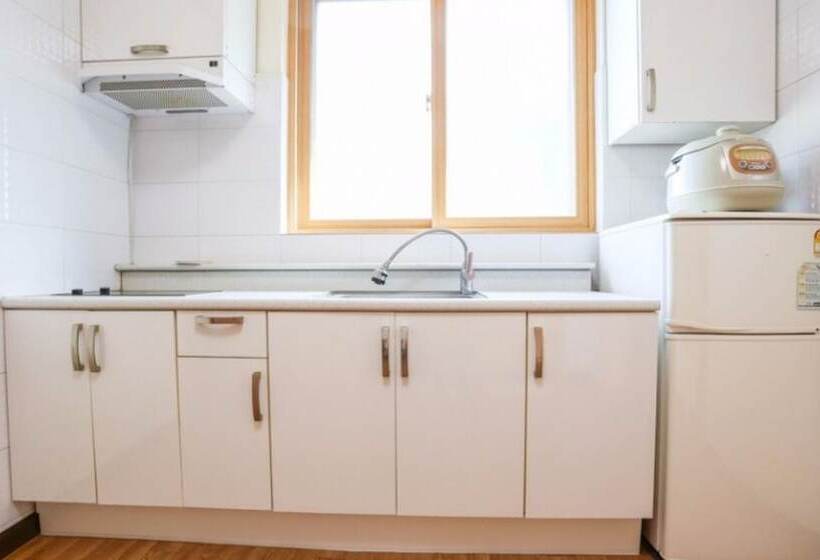 Taean  Sunflower Pension