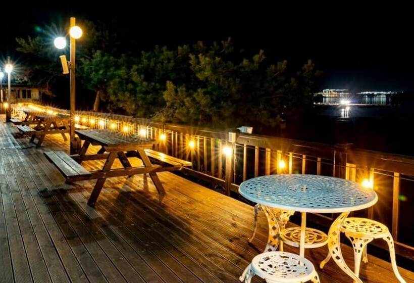 Taean Time Travel Pension