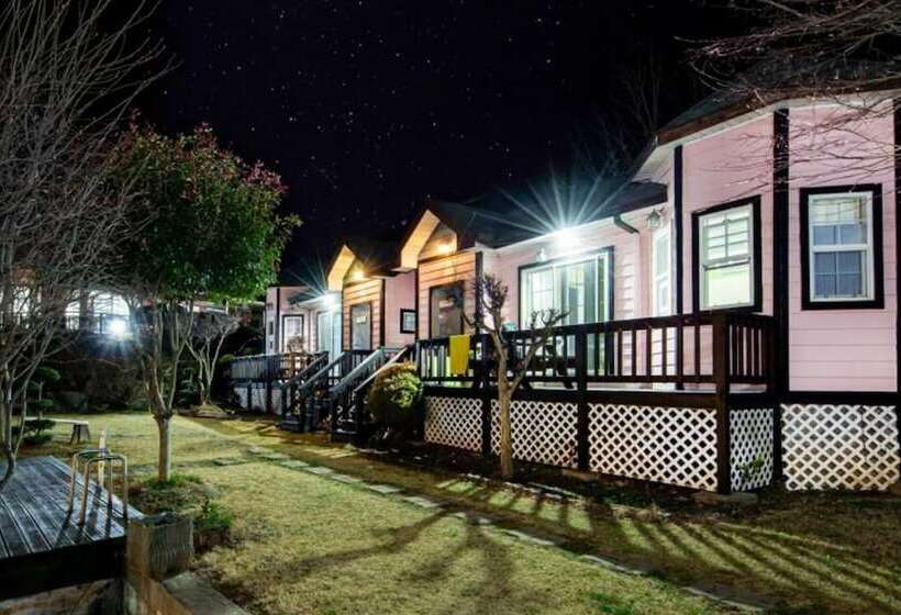 Taean Time Travel Pension