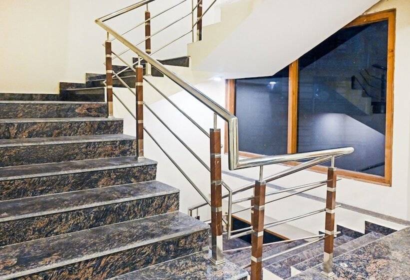 Szálloda Treebo Dev With Valley View, Mall Road