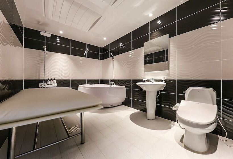 Yesan Orange Tomato Self Checkin Motel