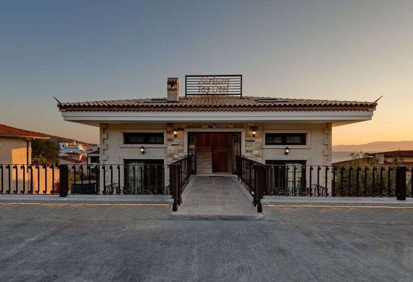 Atrium Taş Otel
