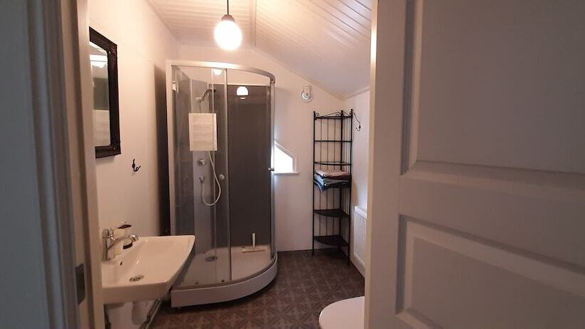 Aamiaismajoitus (B&B) Hikinglodge Idala