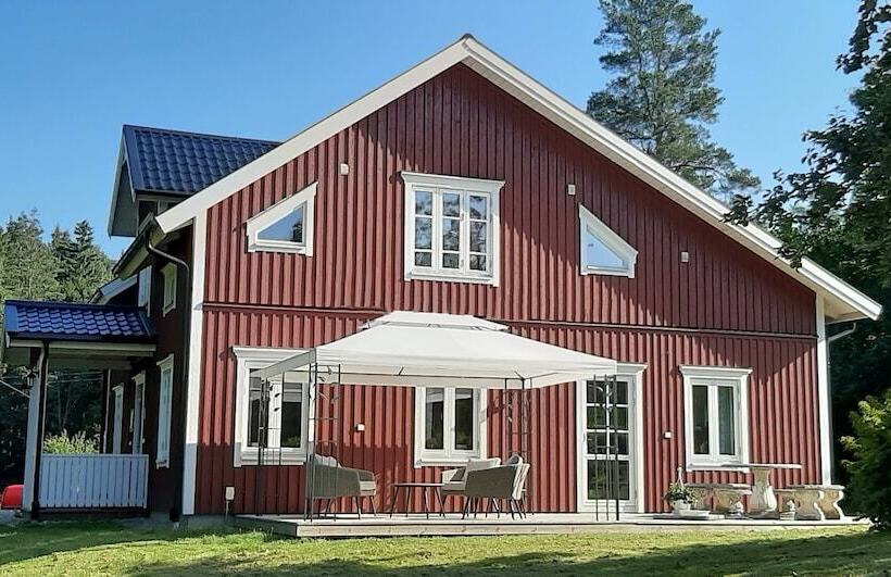 Aamiaismajoitus (B&B) Hikinglodge Idala