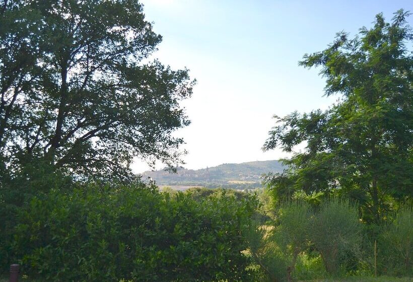 Characteristic Cottage With Private Pool