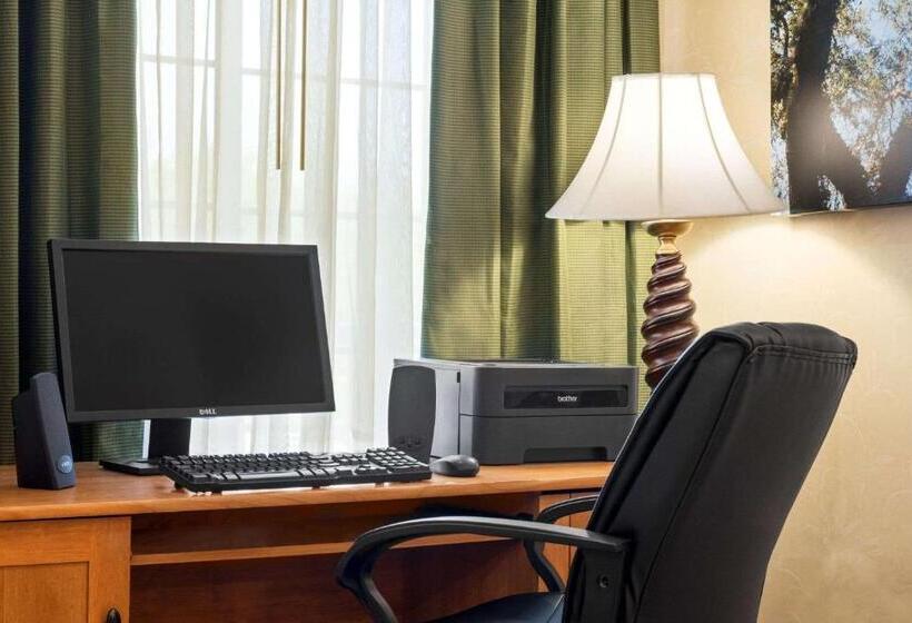 Country Inn & Suites By Radisson, Paducah, Ky