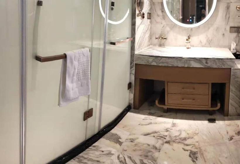 Gesar Hotel Vip Building Shigatse