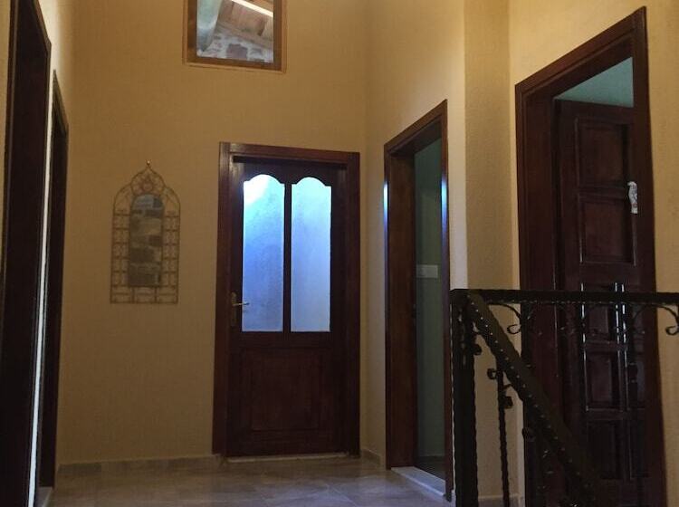 Hayat Alti Otel