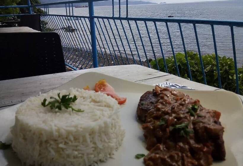 Hotel Al Quitoir Comptoir Des îles