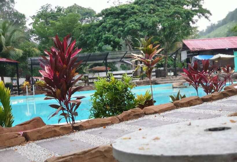 فندق Alang Kenari Resort