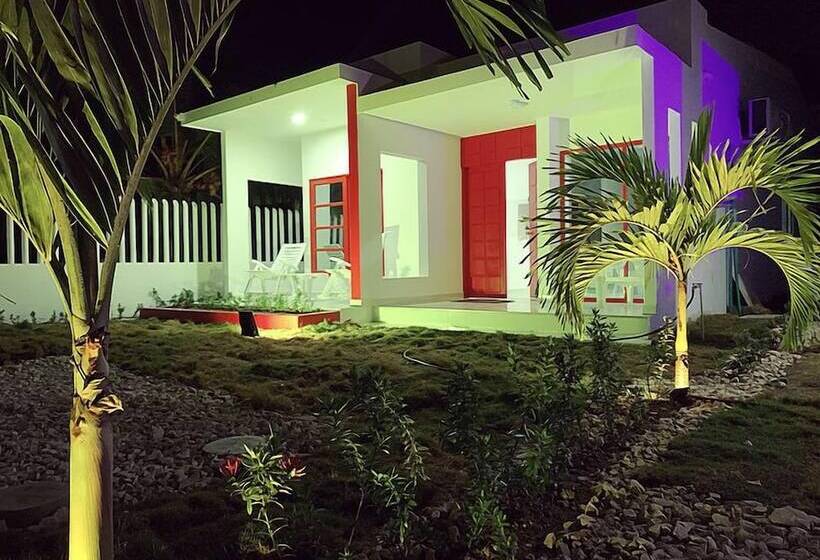 בית מלון כפרי Bahia Tropical Coveñas