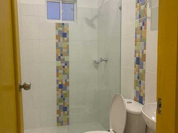 בית מלון כפרי Bahia Tropical Coveñas