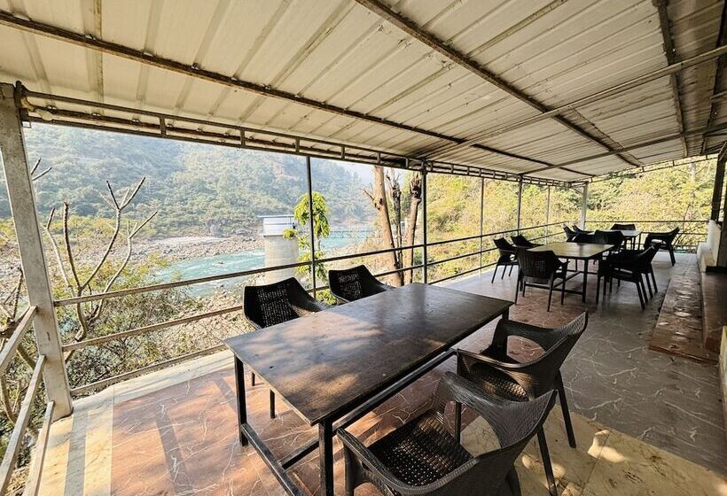 בית מלון כפרי Camp High 5 Jayalgarh